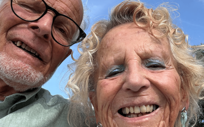 Succesverhaal PartnerSelect Ad & Adrie - oudere man vrouw samen